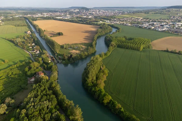Découvrez la vallée de la Marne dans les environs de Dormans Découvrez la vallée de la Marne dans les environs de Dormans